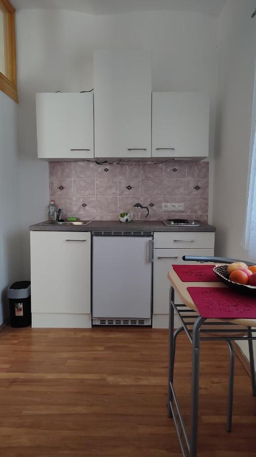 Ferienwohnung Gaensebluemchen Feistritz an der Gail Exterior foto